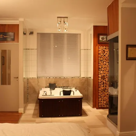 Pensión De Buitenmuur - Vintage & Bohemian Loft, Elk Met Prive-ingang En Jacuzzi