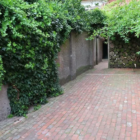 Gasthof De Buitenmuur 3*